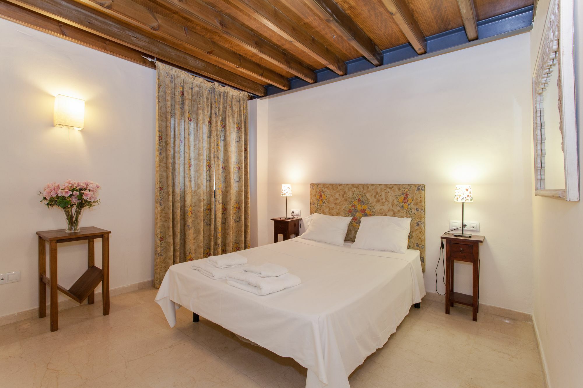 Apartamento Castilla Севілья Екстер'єр фото