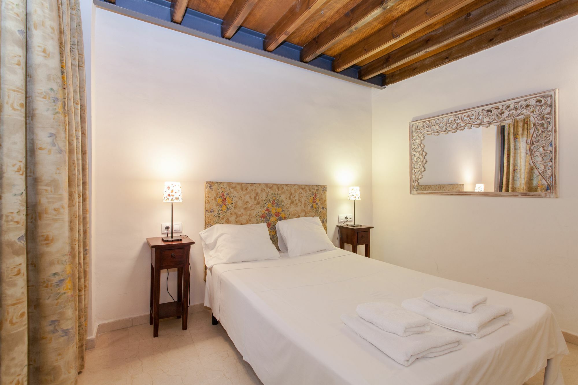 Apartamento Castilla Севілья Екстер'єр фото